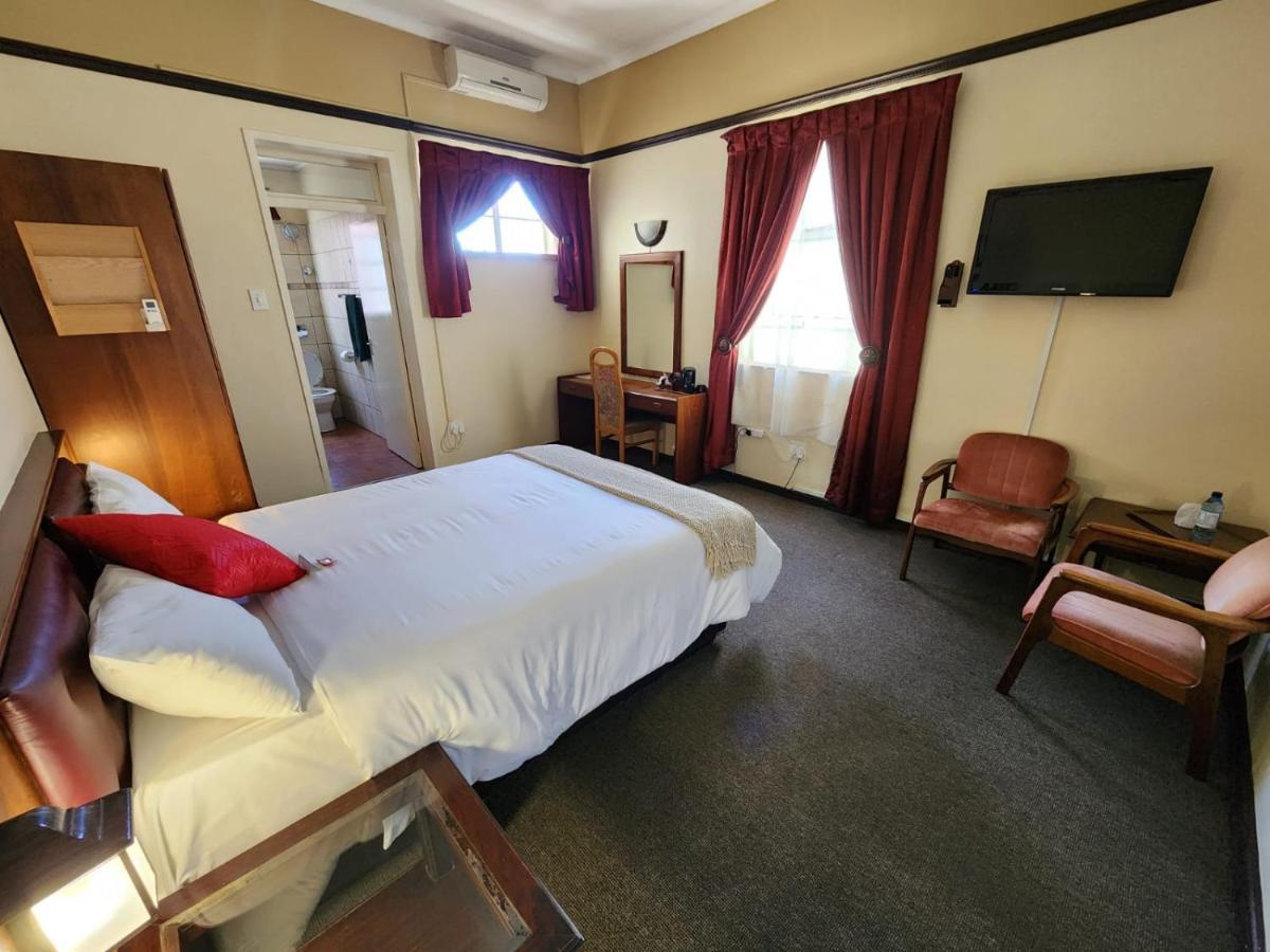 Royal Hotel Ladysmith Ngoại thất bức ảnh